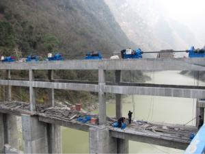 陜西省安康相子壩電站啟閉機(jī)安裝現(xiàn)場